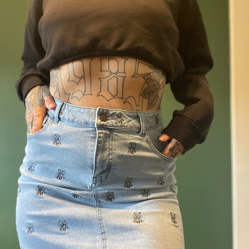 Cakeworthy bugs bunny y2k skirt